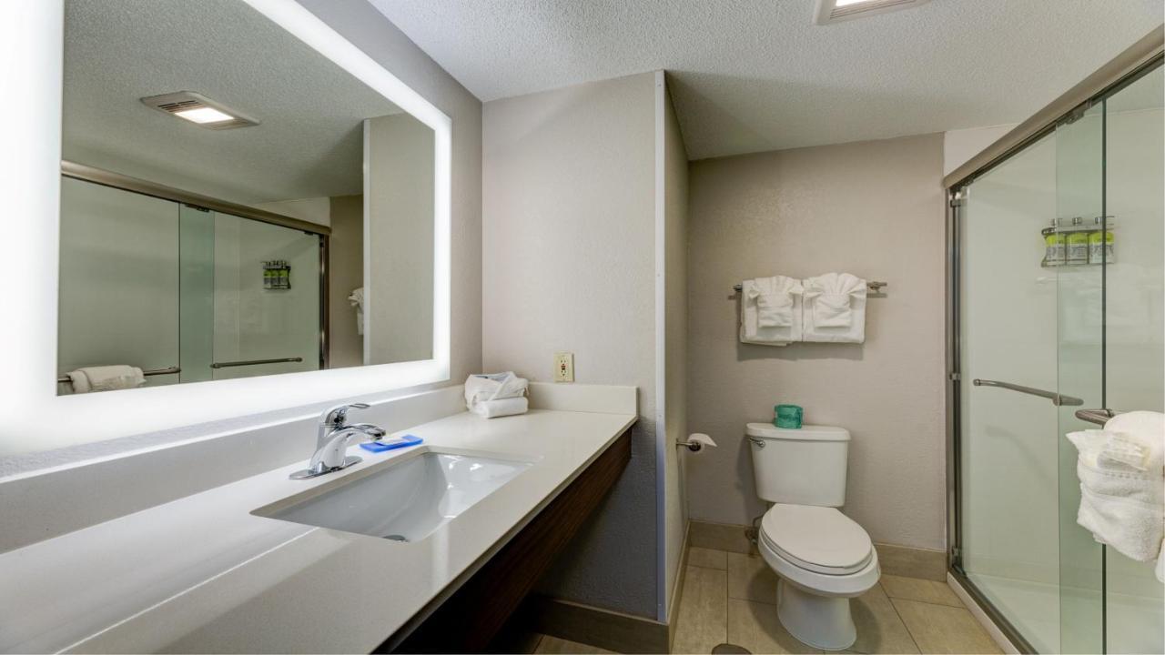 Holiday Inn Express & Suites Ashtabula-Geneva By Ihg Austinburg Exterior foto