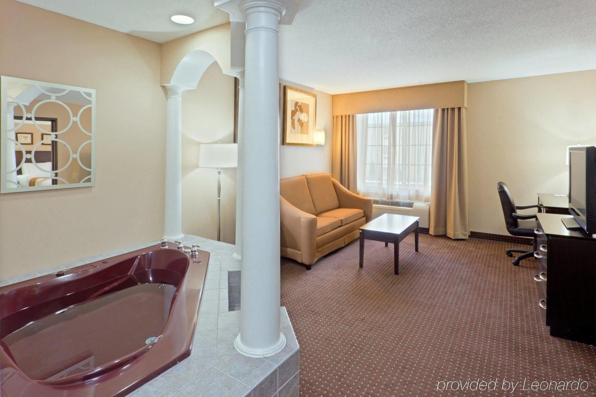 Holiday Inn Express & Suites Ashtabula-Geneva By Ihg Austinburg Zimmer foto